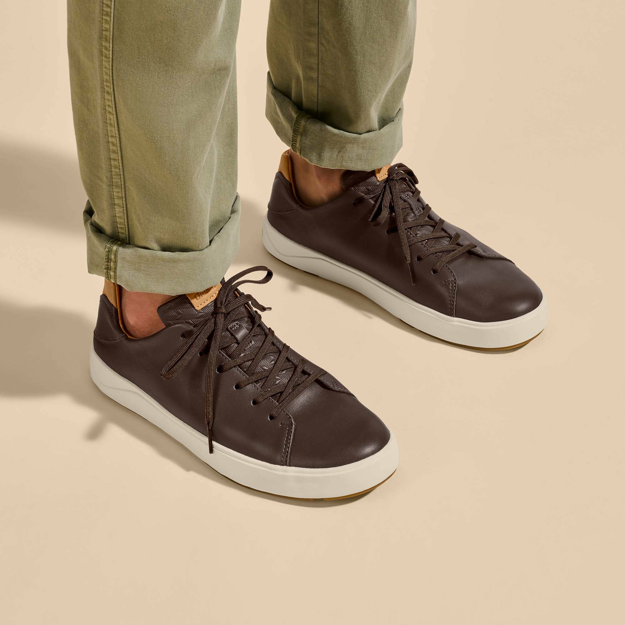 Lae‘ahi Lī ‘Ili Men's Leather Sneakers - Dark Java - Image 2