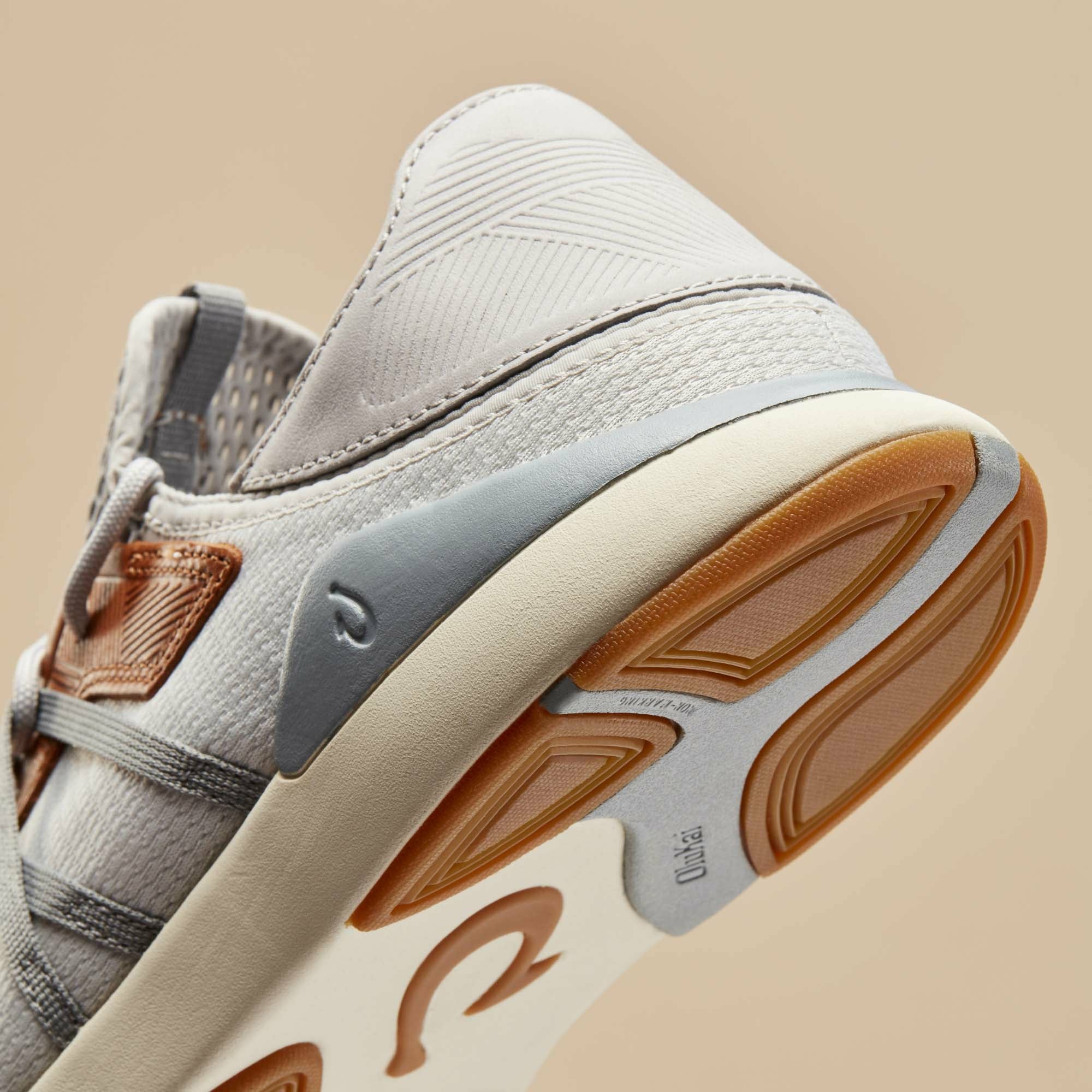 Mio Lī Men's Athletic Shoes - Mist Grey / Poi - Image 8