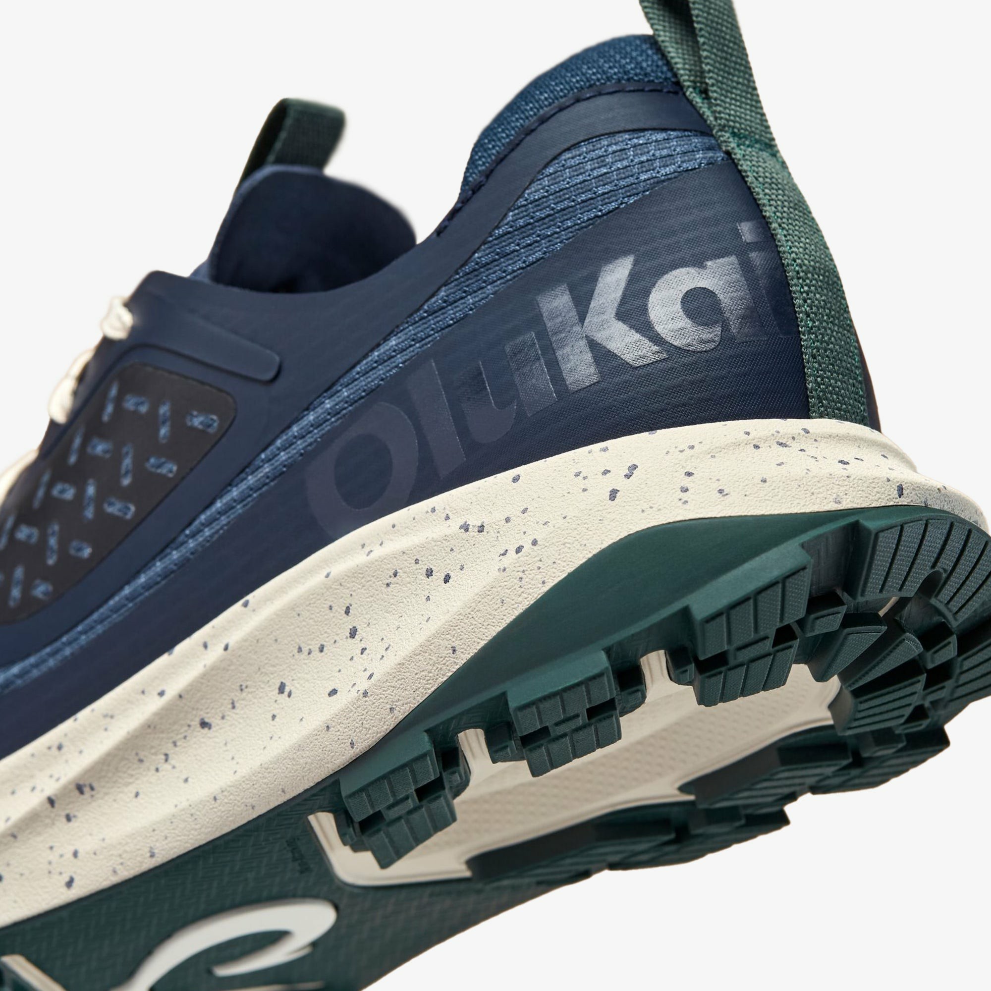 Makiki - Trench Blue / Trench Blue | Olukai
– OluKai - Image 6