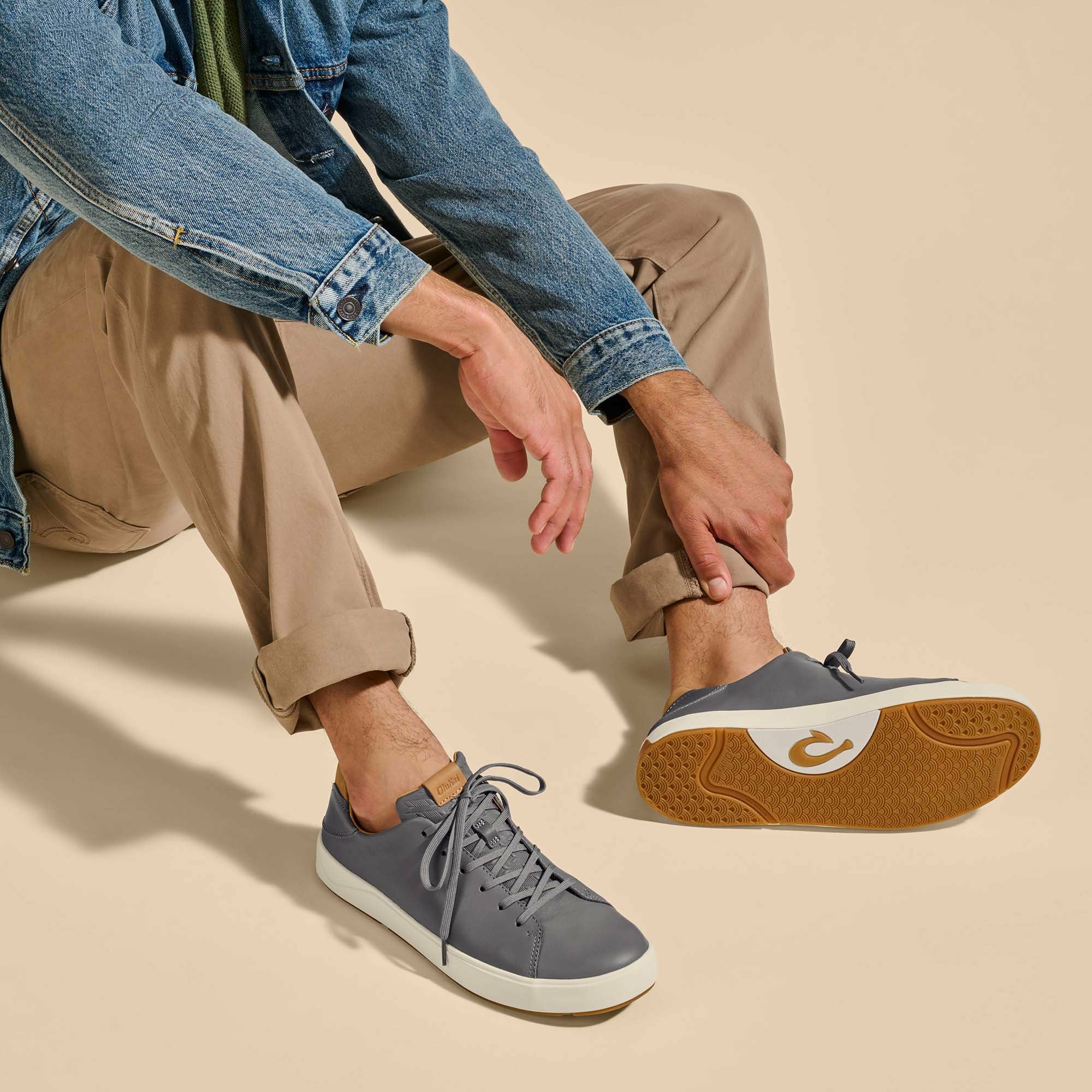 Lae‘ahi Lī ‘Ili Men's Leather Sneakers - Stone - Image 6