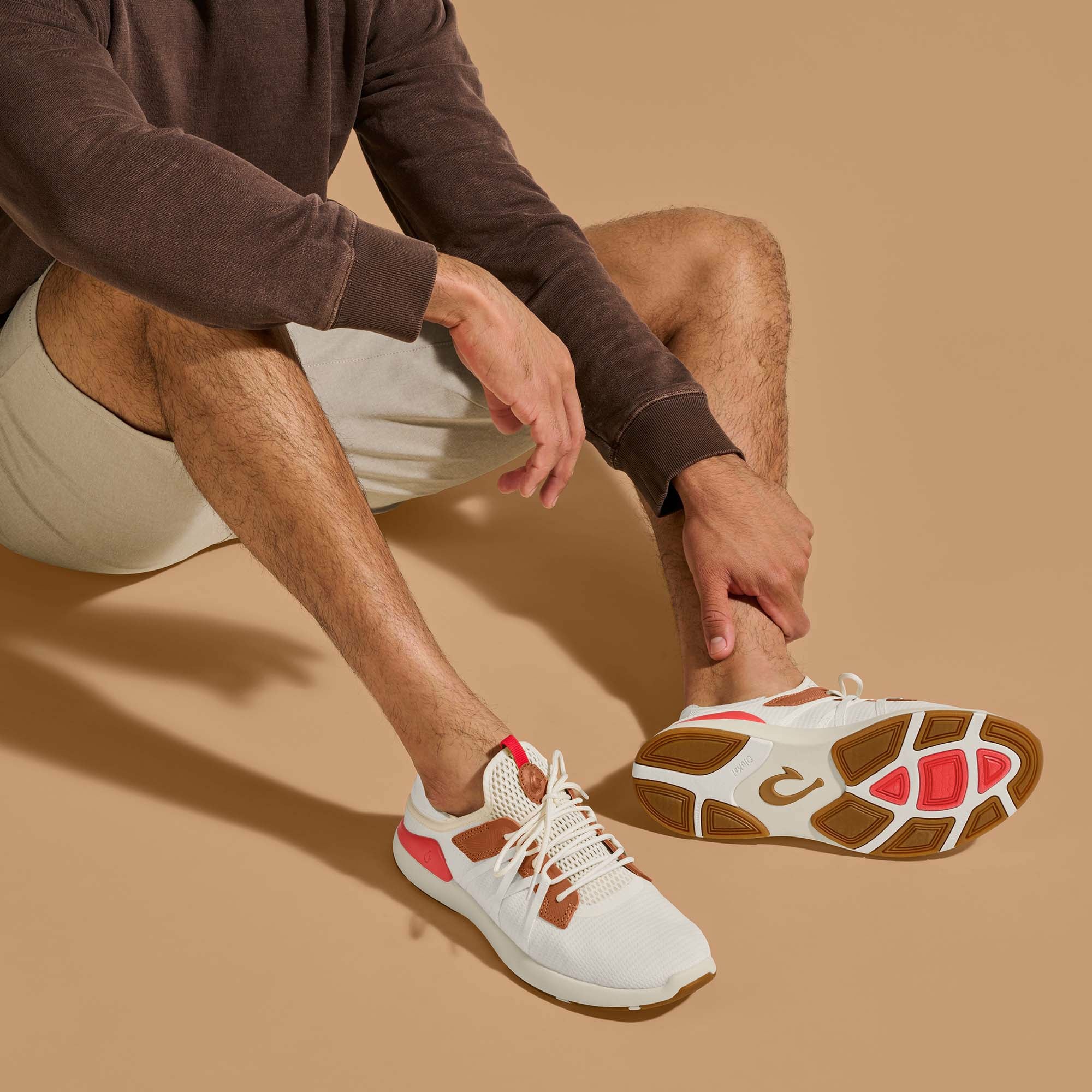 Mio Lī Men's Athletic Shoes - Bright White / Red Lava - Image 5