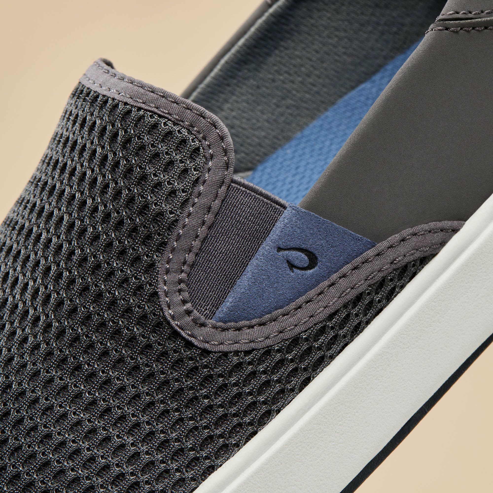 Lae‘ahi Men's Slip-On Sneakers - Pavement - Image 3