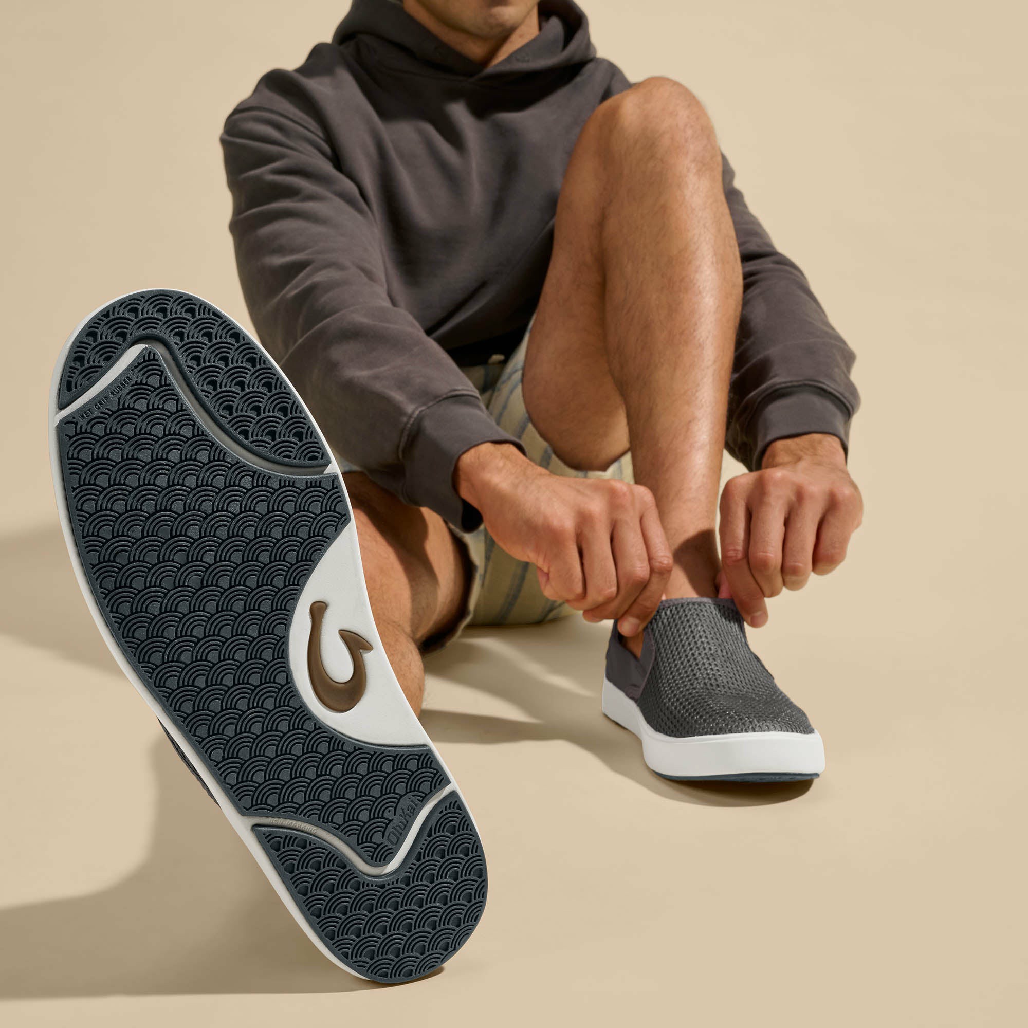 Lae‘ahi Men's Slip-On Sneakers - Pavement - Image 6