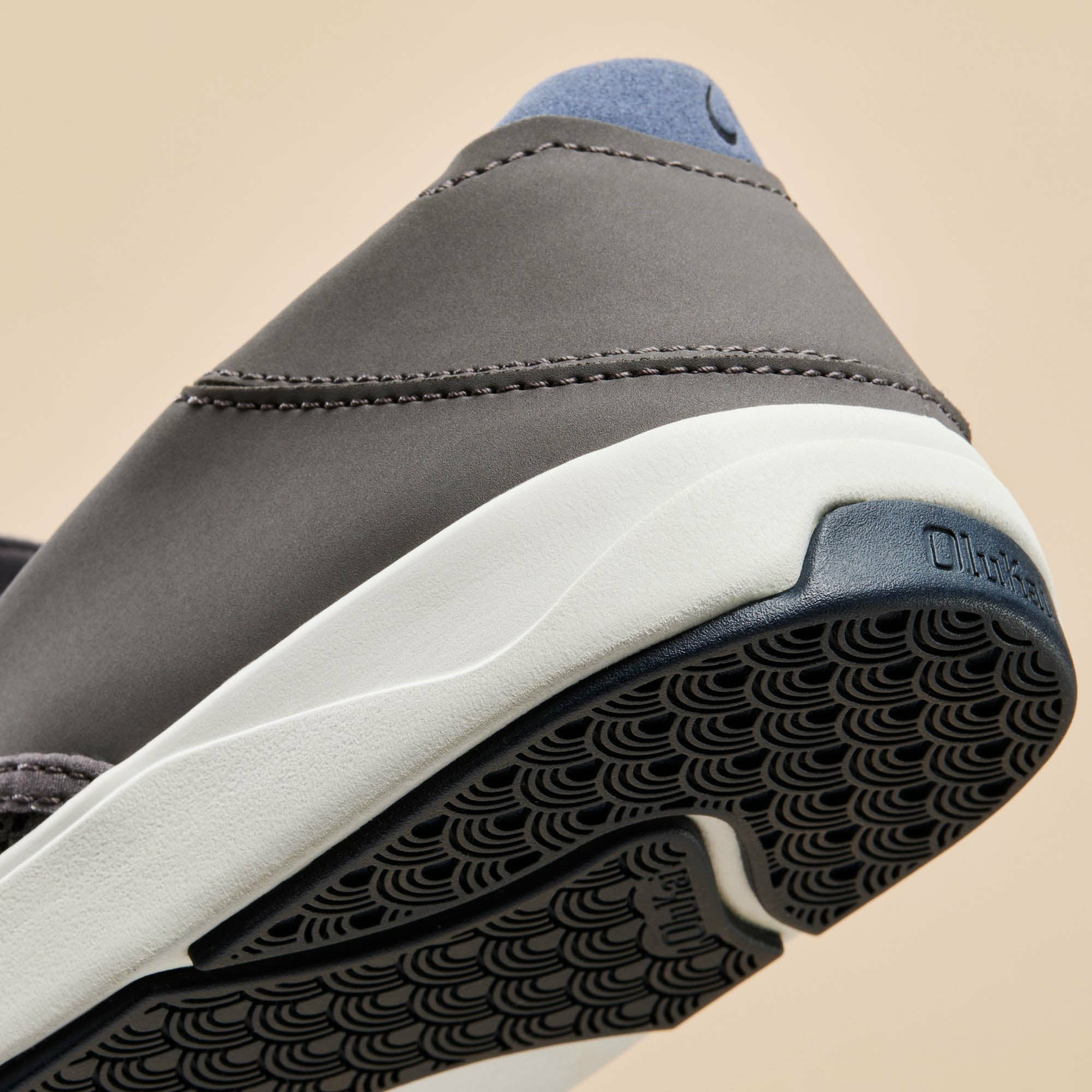 Lae‘ahi Men's Slip-On Sneakers - Pavement - Image 9