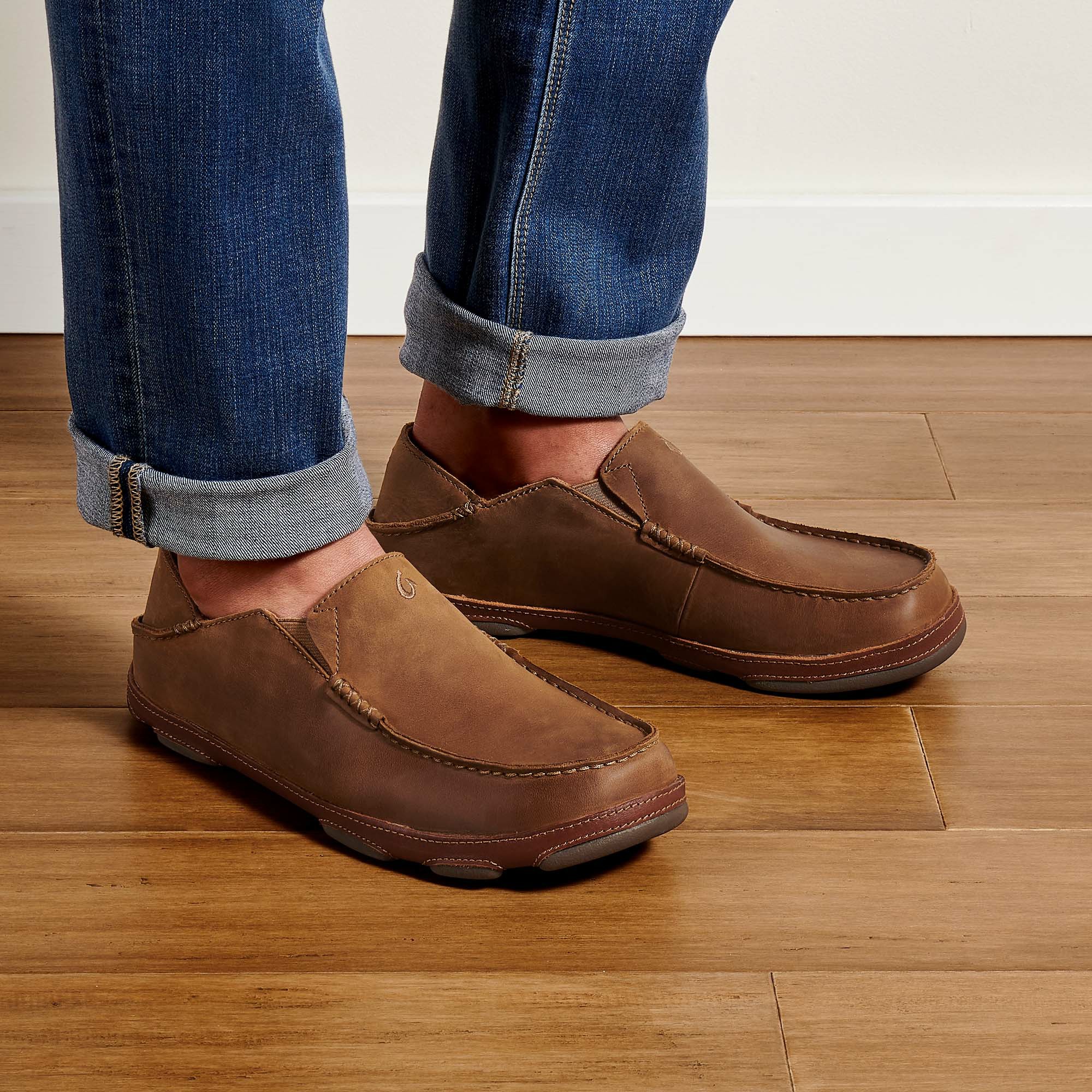 Moloā Men's Leather Slip On Shoes - Ray / Toffee - Image 2