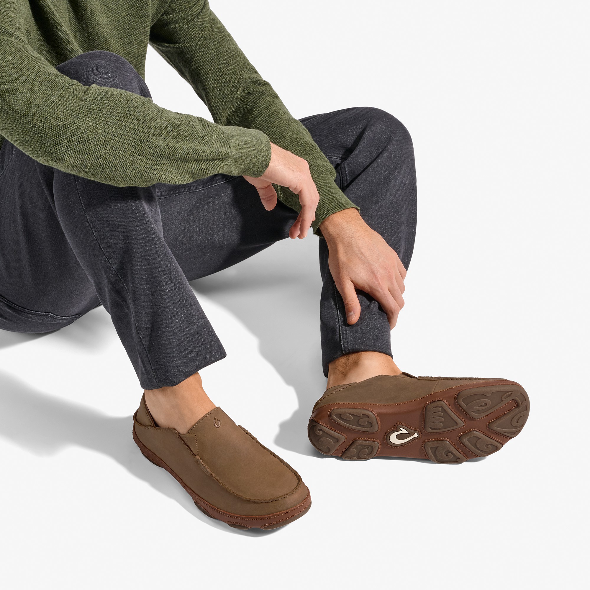 Moloā Men's Leather Slip On Shoes - Ray / Toffee - Image 6
