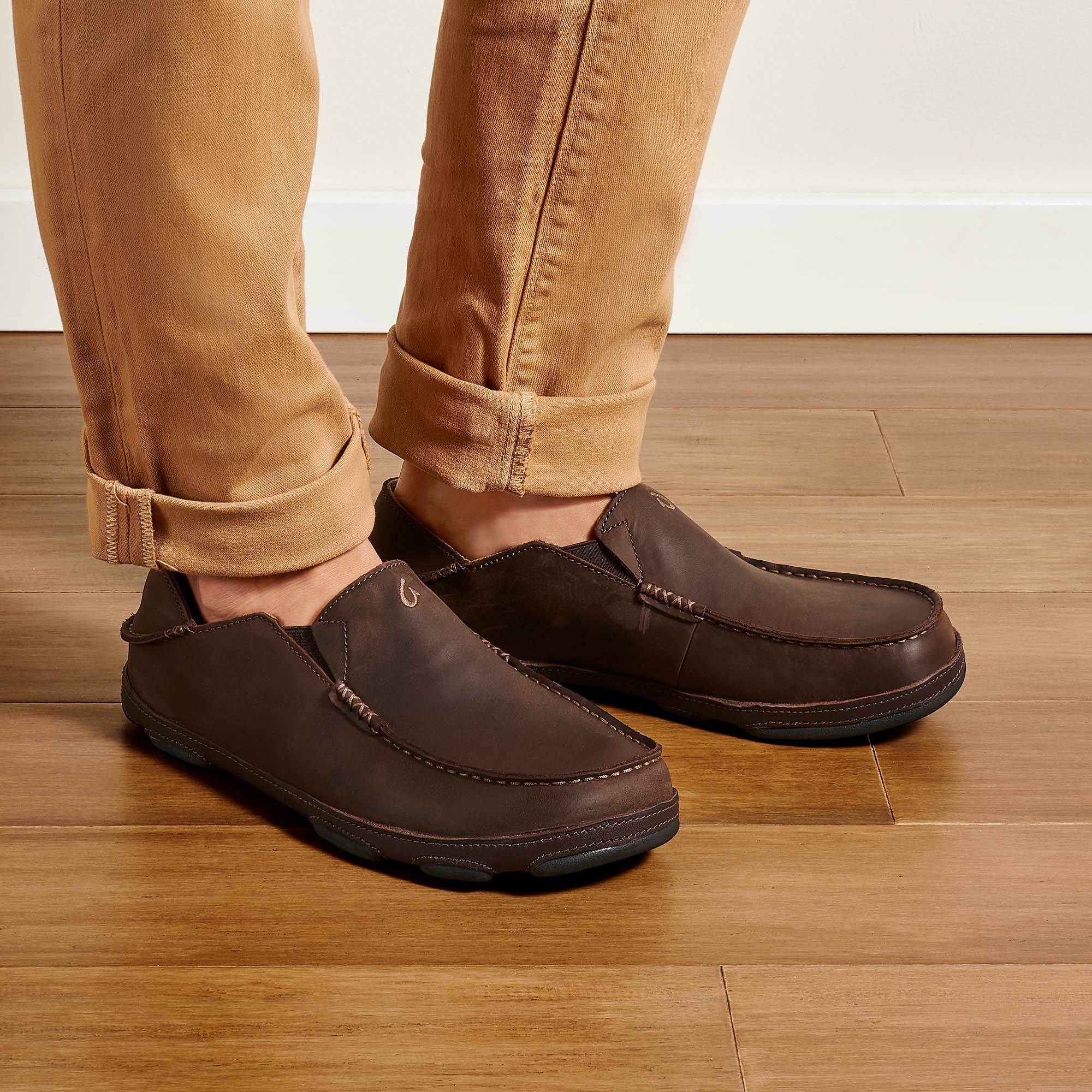 Moloā Men's Leather Slip On Shoes - Dark Wood / Dark Java - Image 2