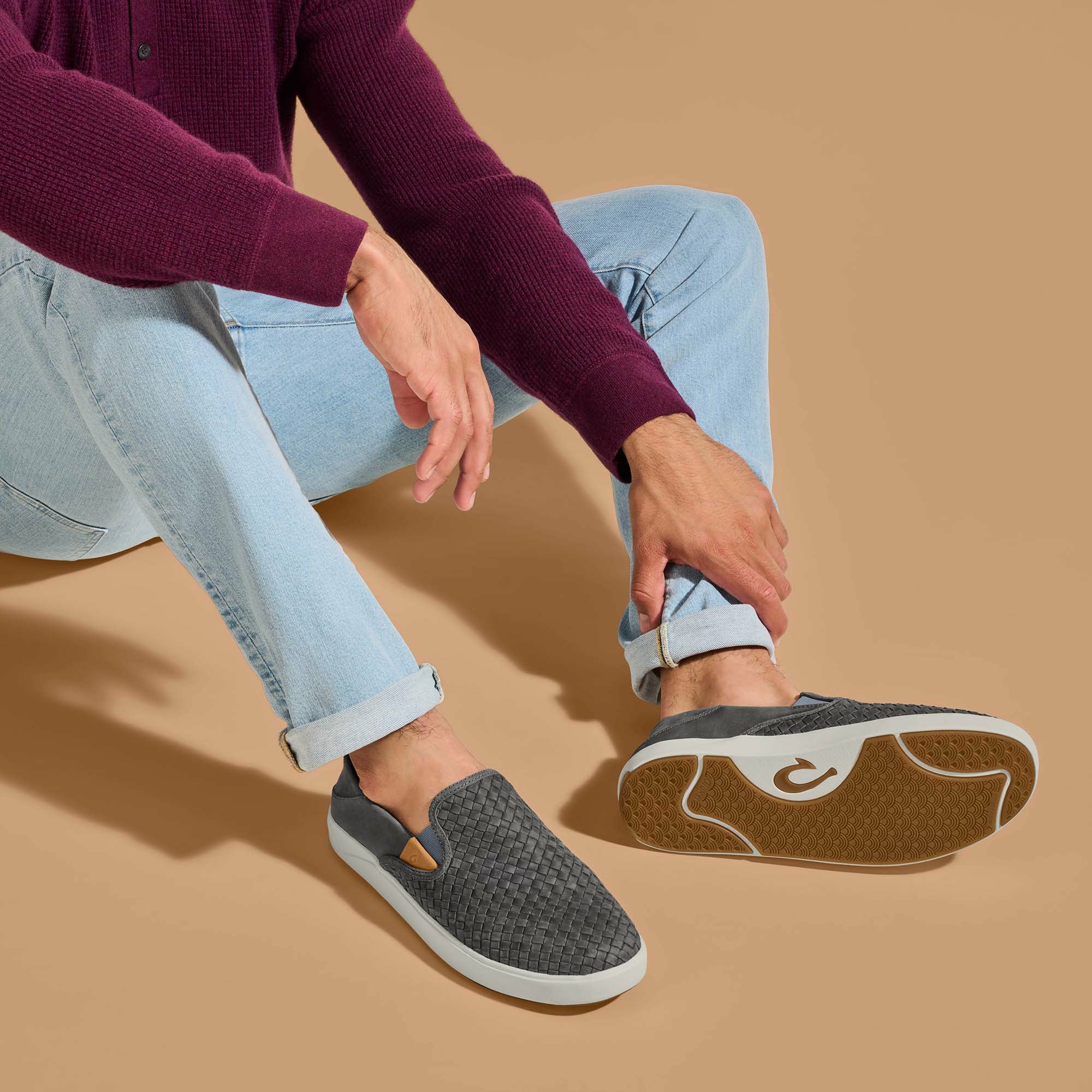 Lae‘ahi Lauhala Men's Leather Slip-On Sneakers - Ash - Image 5