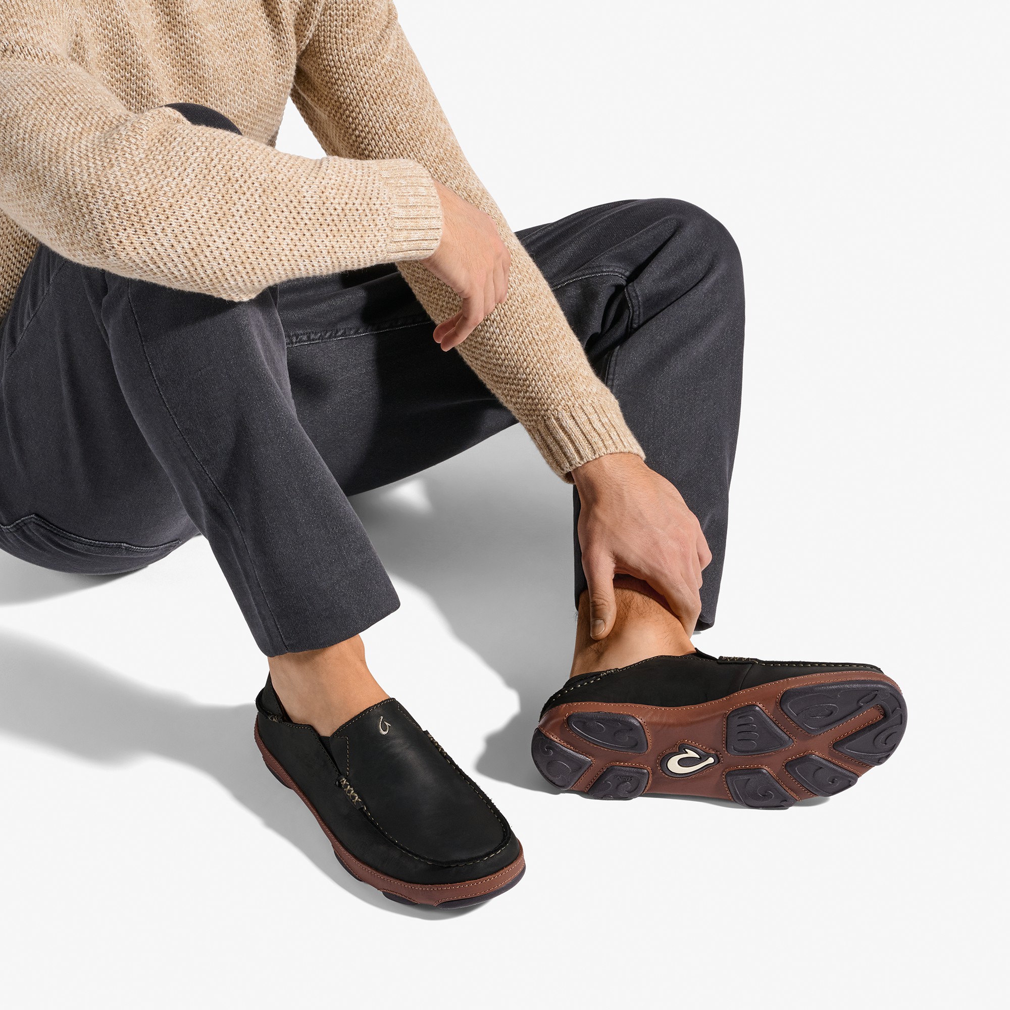 Moloā Men's Leather Slip On Shoes - Black / Toffee - Image 6