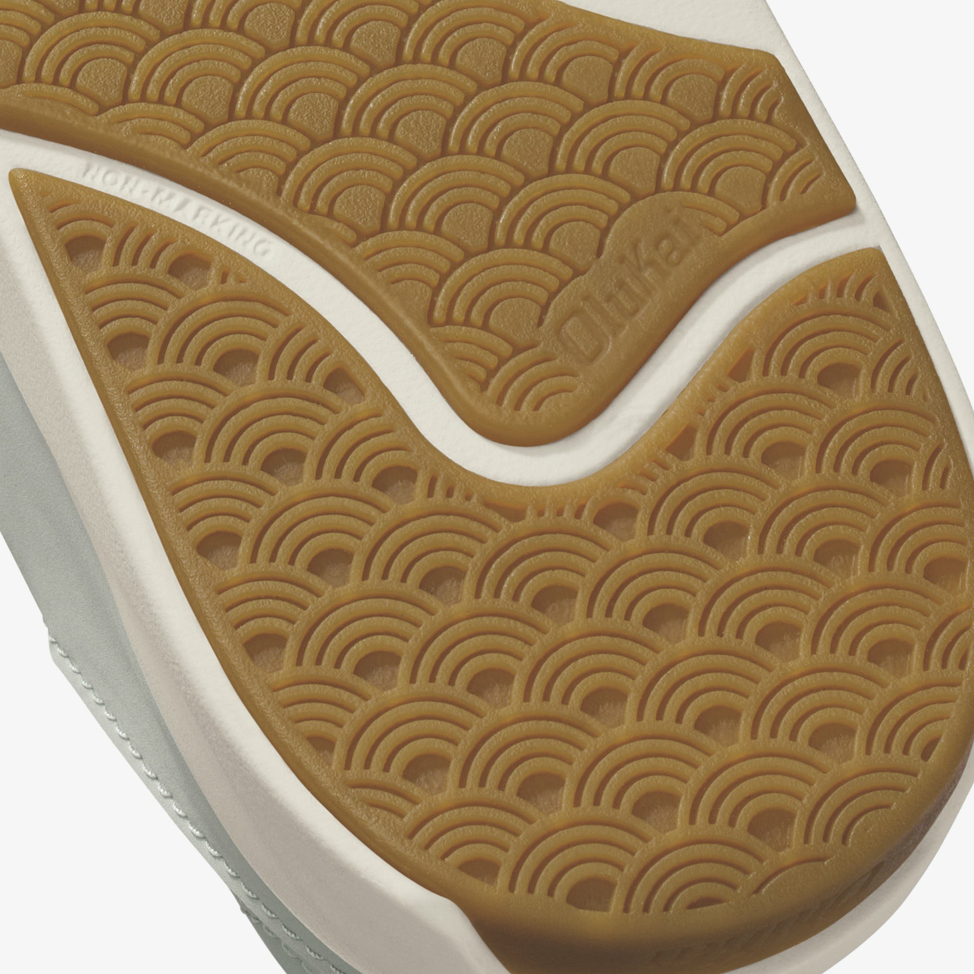 Laeʻahi Nui - Cloud Grey / Tan
– OluKai - Image 5