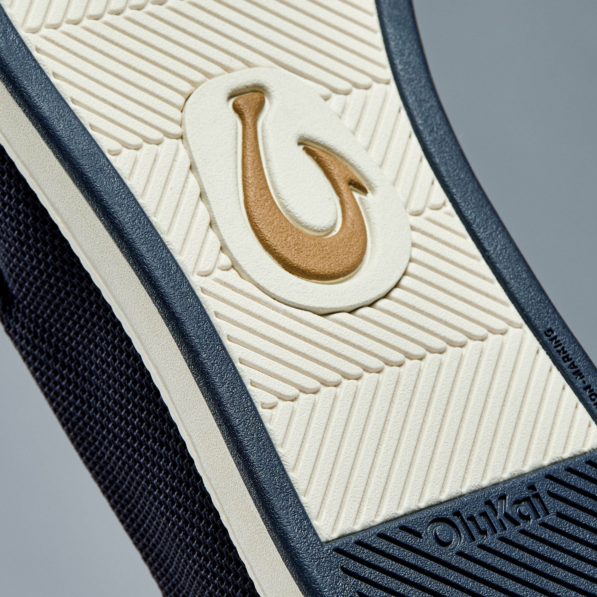 Kākaha Mesh Men‘s Slip-On Shoes - Navy - Image 8