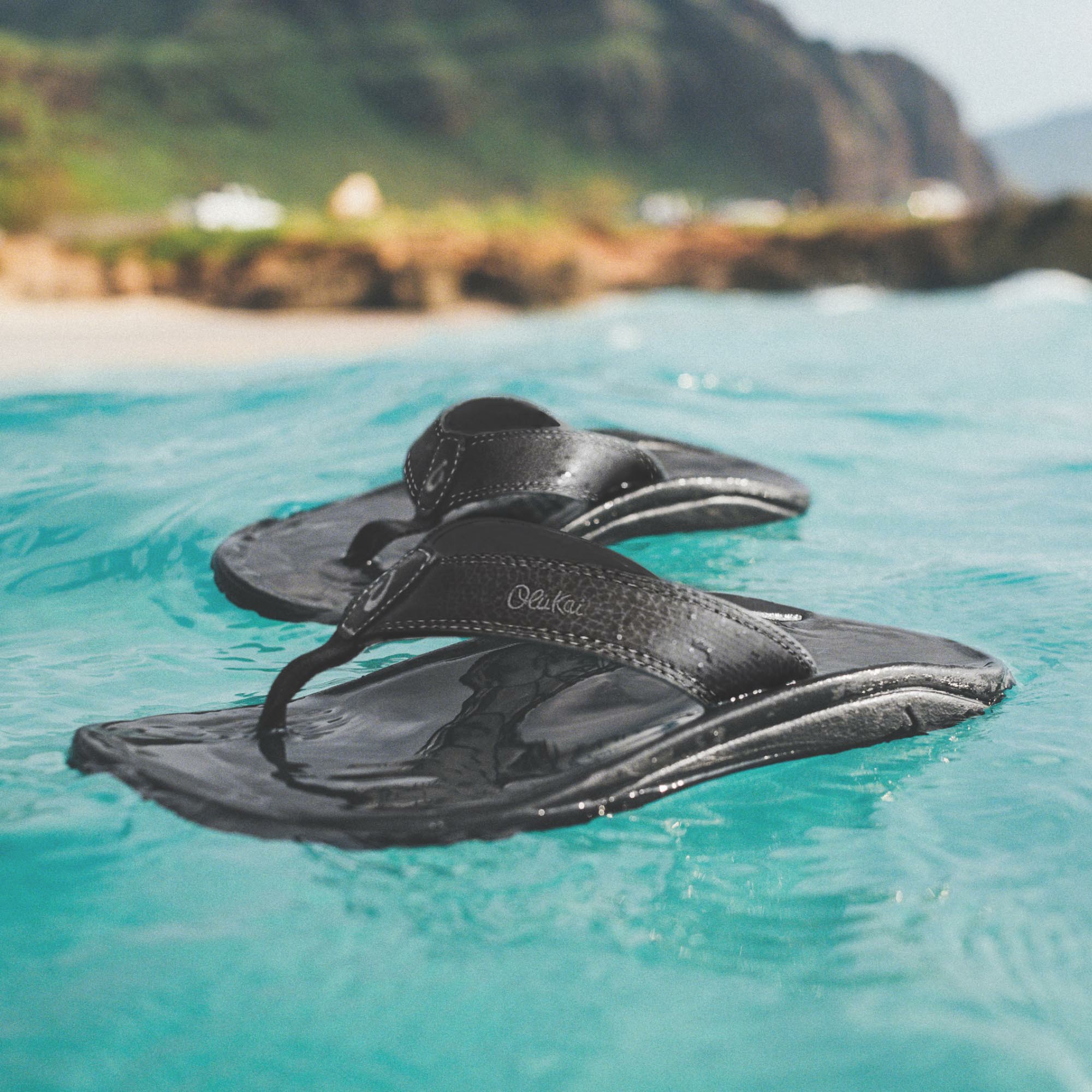 ‘Ohana Men's Best Selling Beach Sandals - Black - Image 2