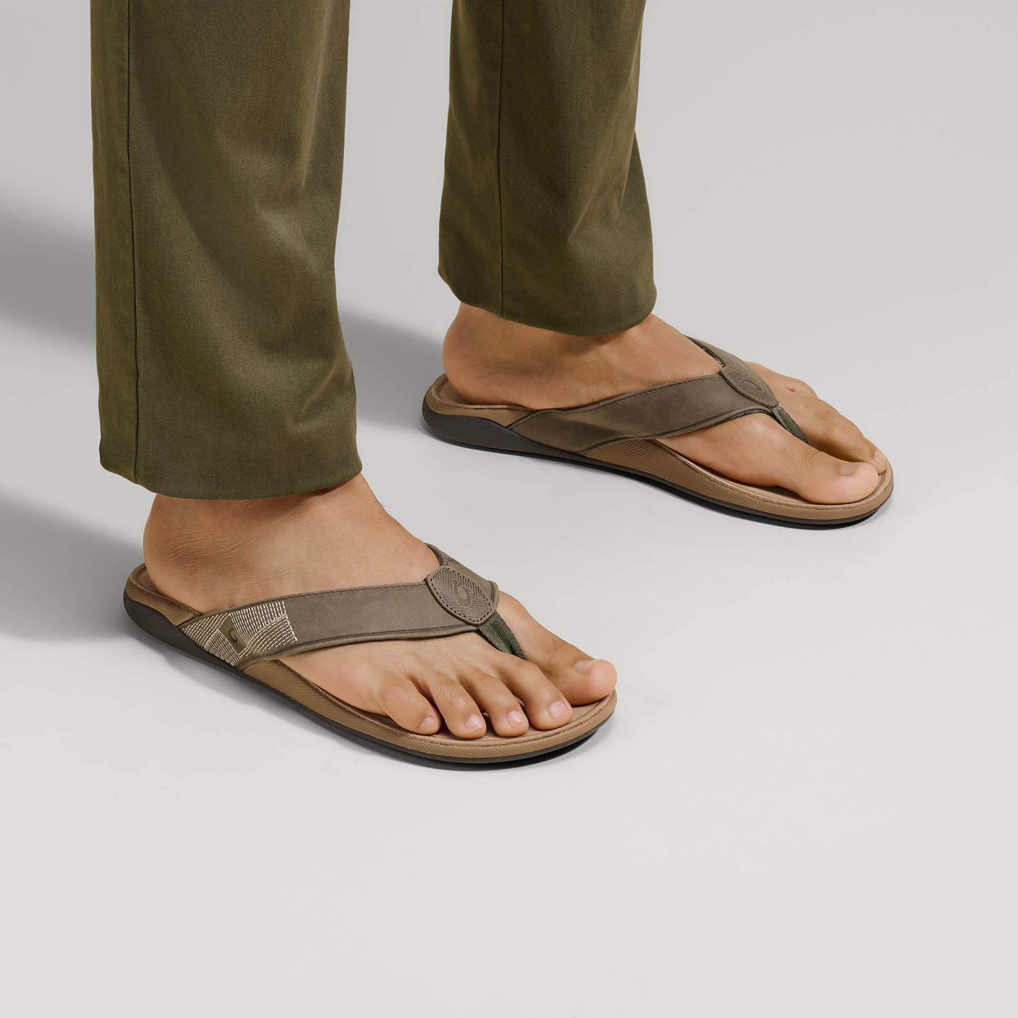 Tuahine Men's Waterproof Leather Beach Sandals - Hunter - Image 2