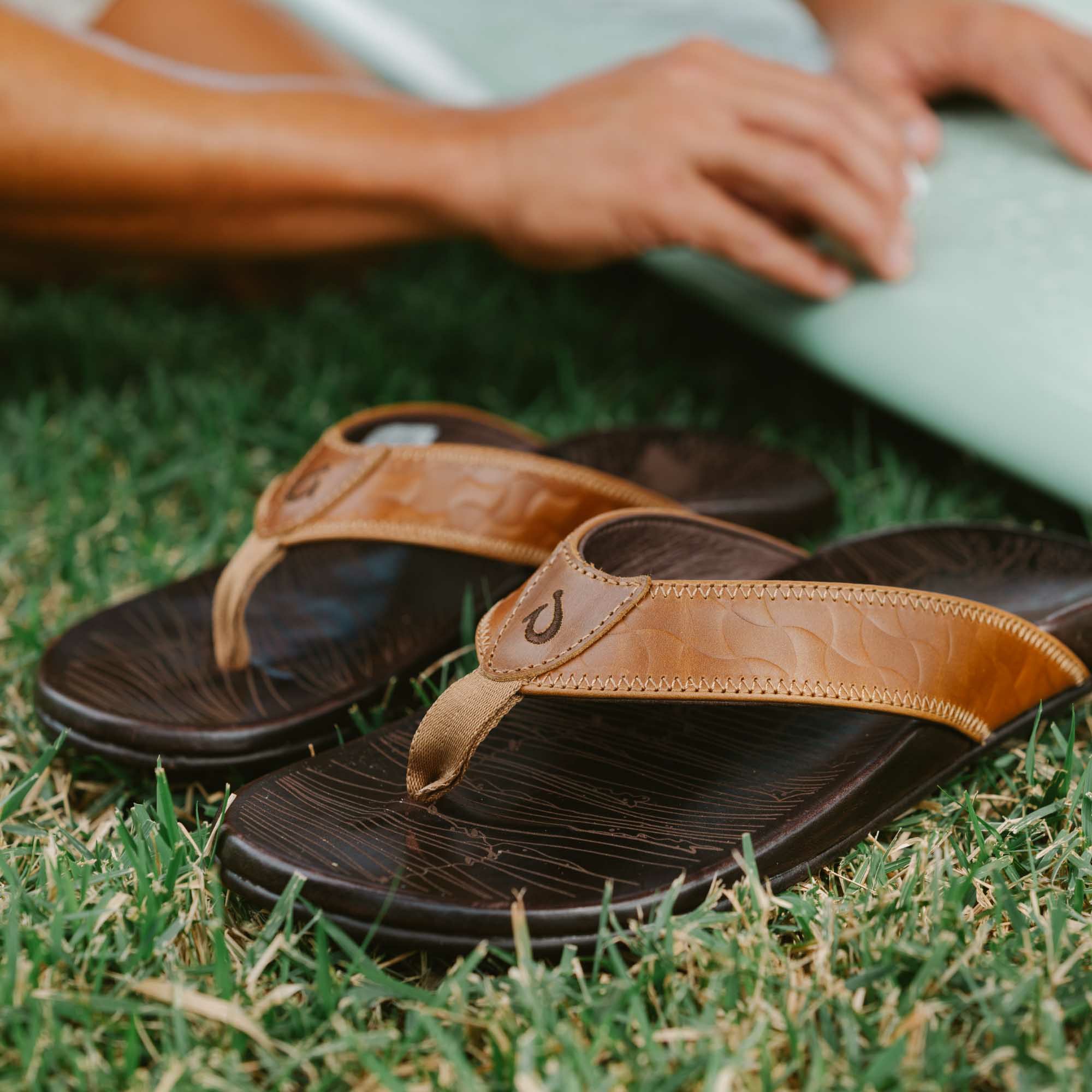Hikianalia - Tan / Dark Java
– OluKai - Image 2