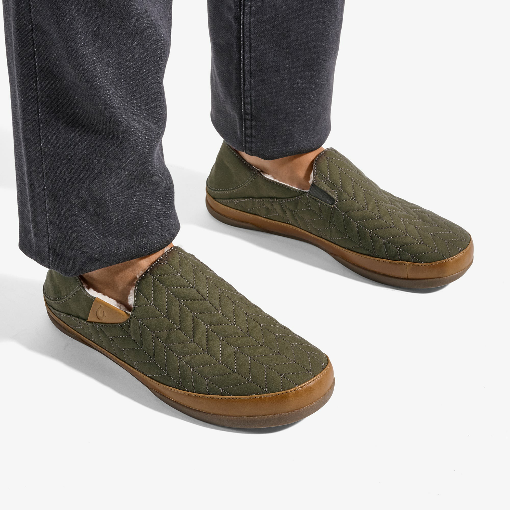 Hanohano Waxed Canvas Slippers - Husk - Image 2
