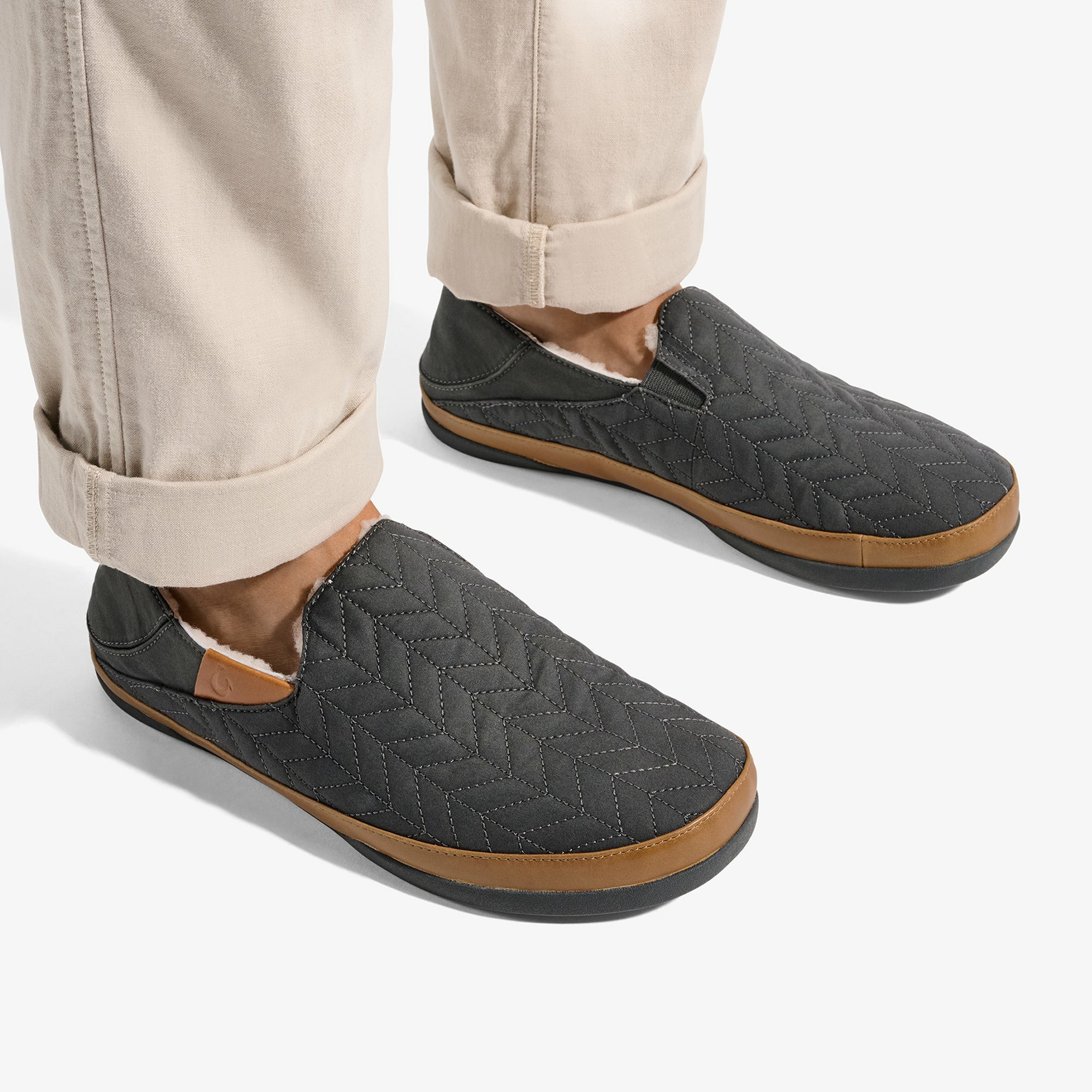 Hanohano Waxed Canvas Slippers - Dark Shadow - Image 2