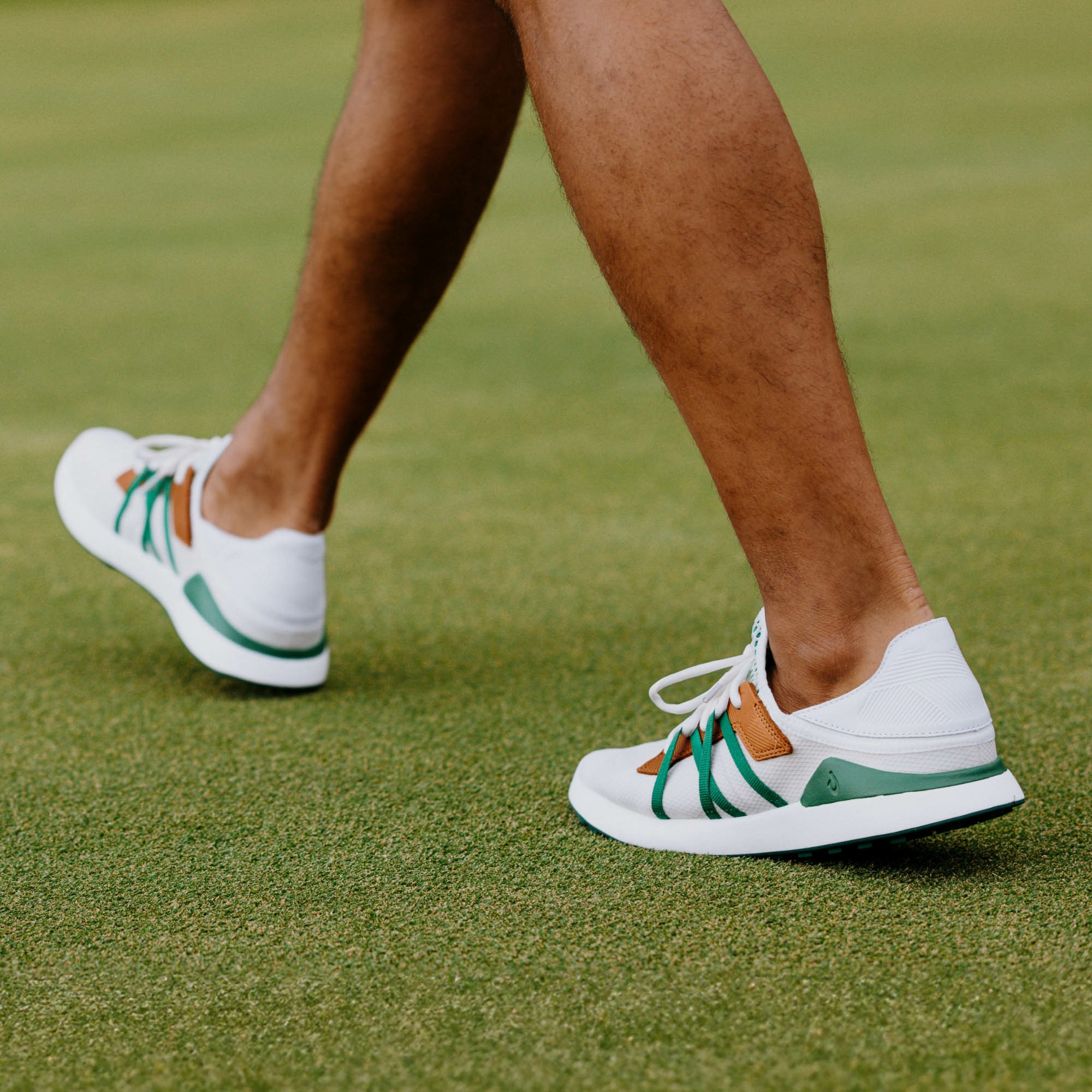 Manele Breathable Golf Shoes - White / Bamboo - Image 2