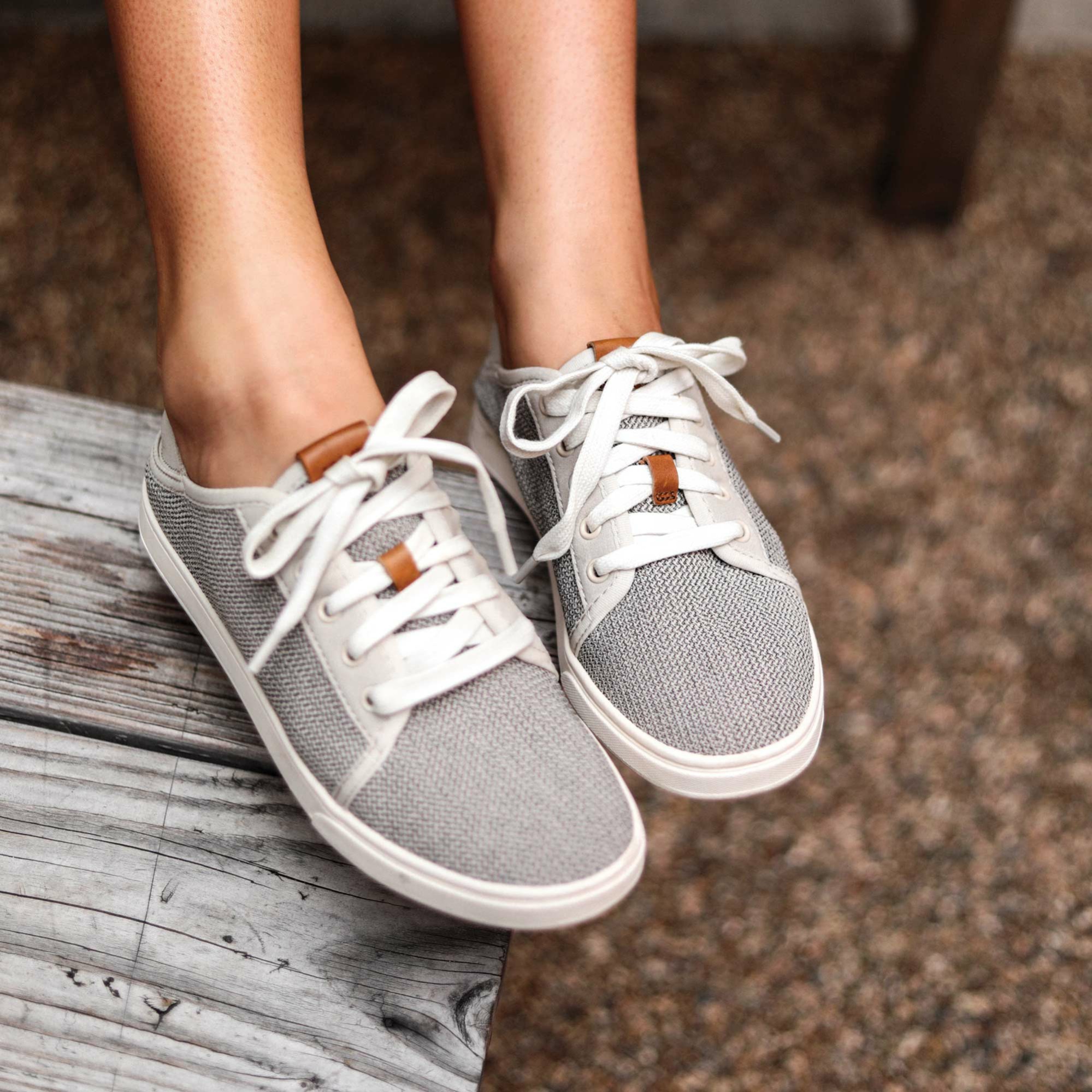 Pehuea Lī Women's Lightweight Sneakers - Tapa - Image 2