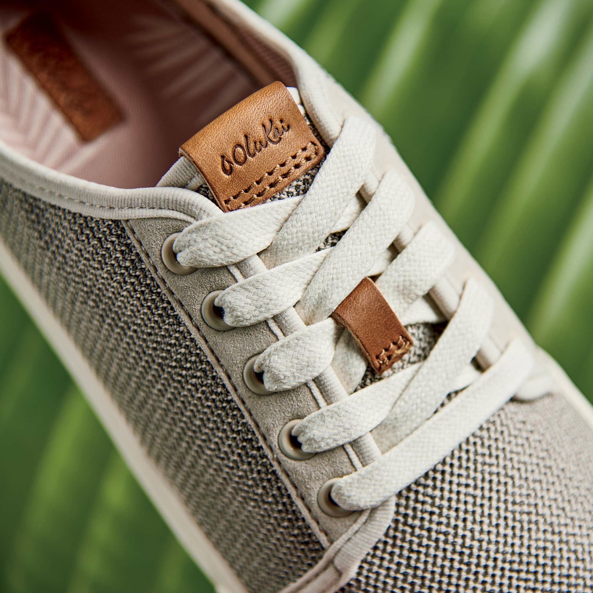 Pehuea Lī Women's Lightweight Sneakers - Tapa - Image 3
