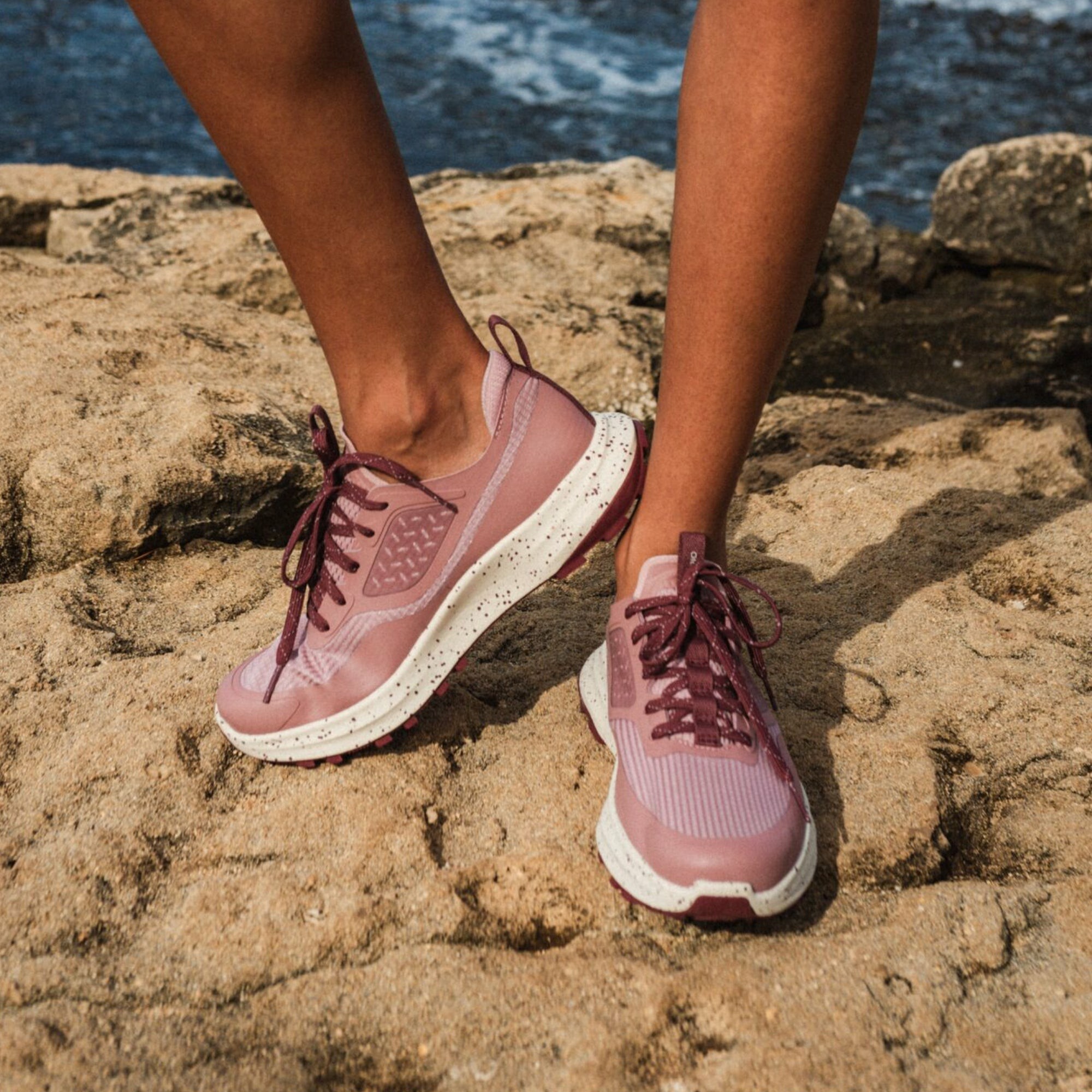 Makiki - Coral Rose | Olukai
– OluKai - Image 2