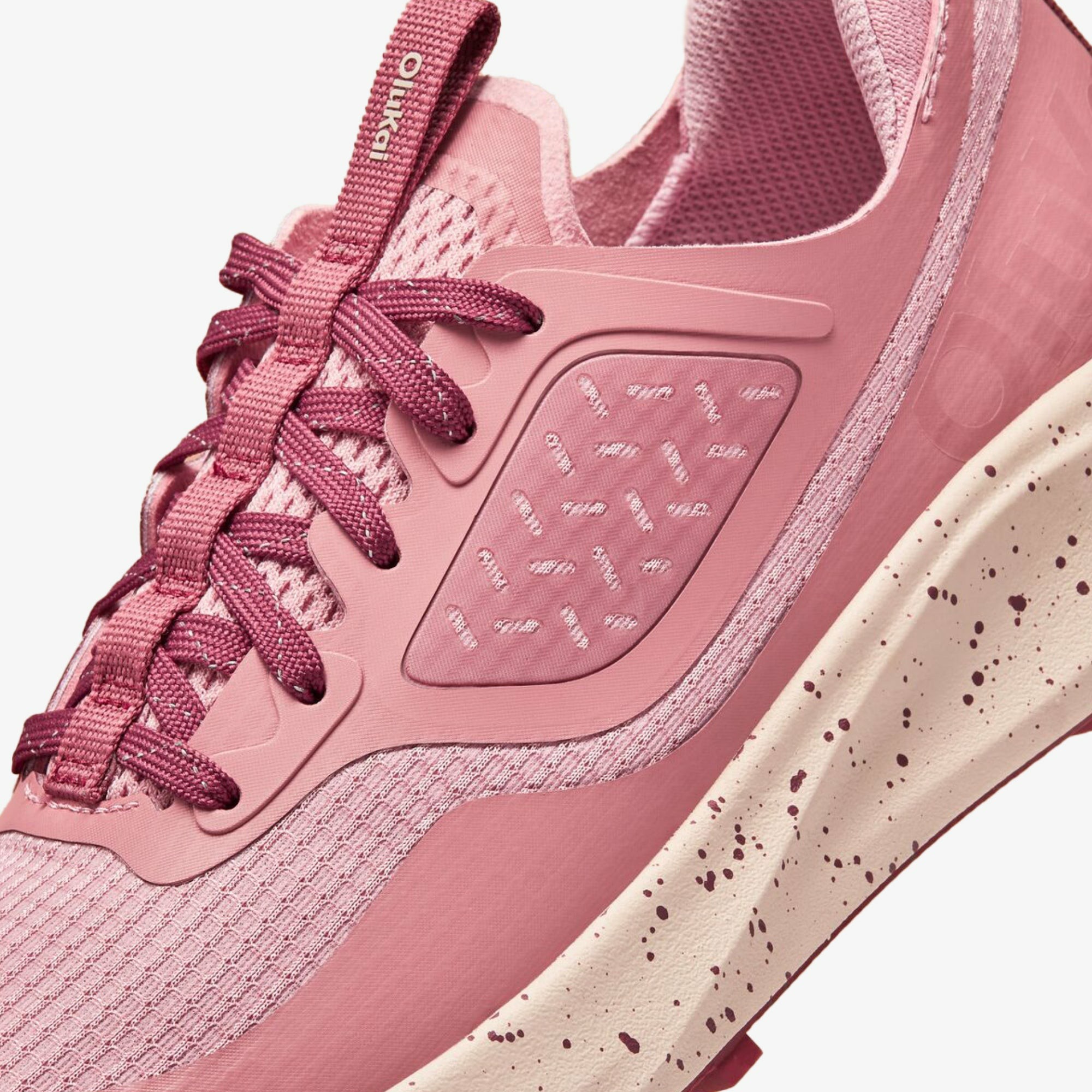 Makiki - Coral Rose | Olukai
– OluKai - Image 3
