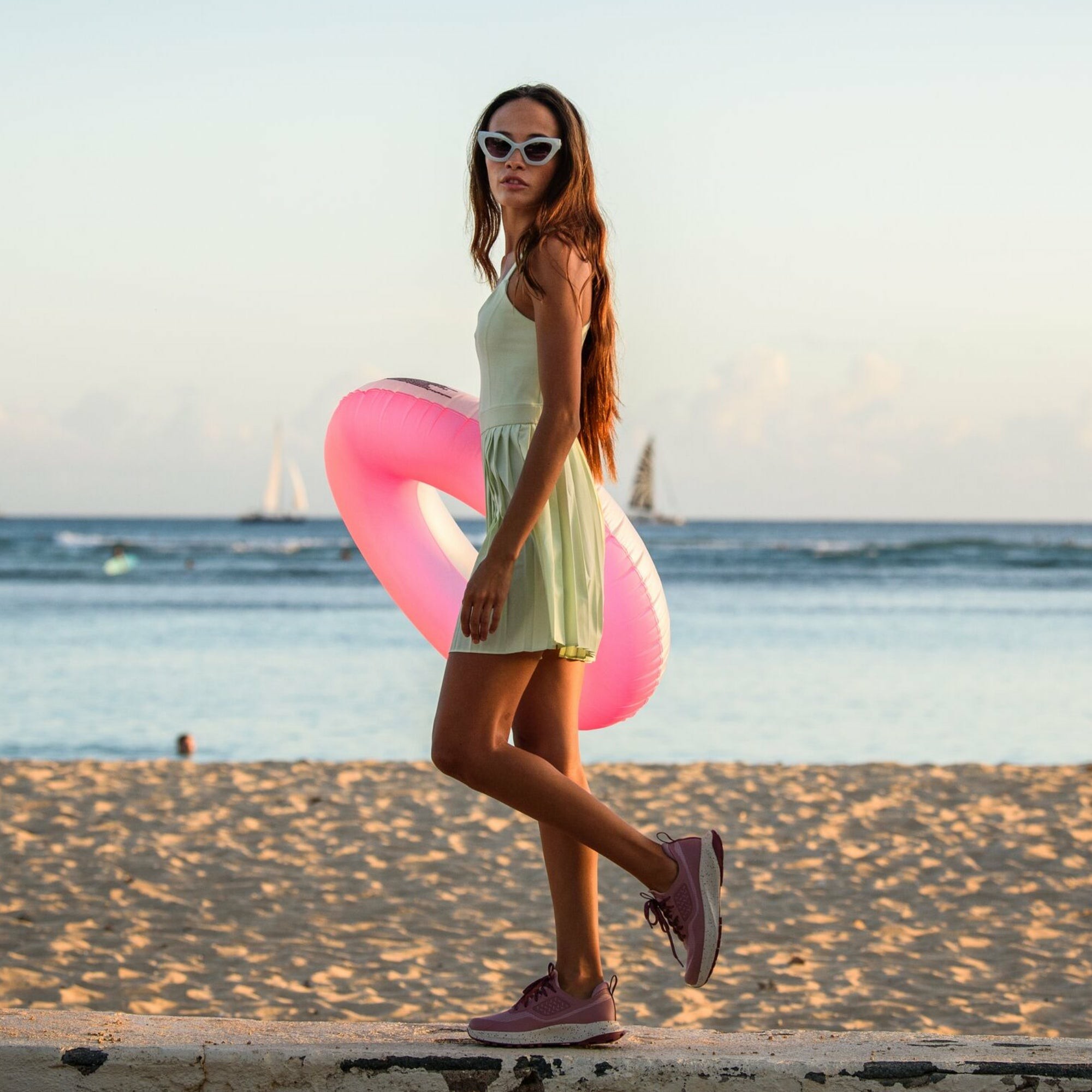 Makiki - Coral Rose | Olukai
– OluKai - Image 4