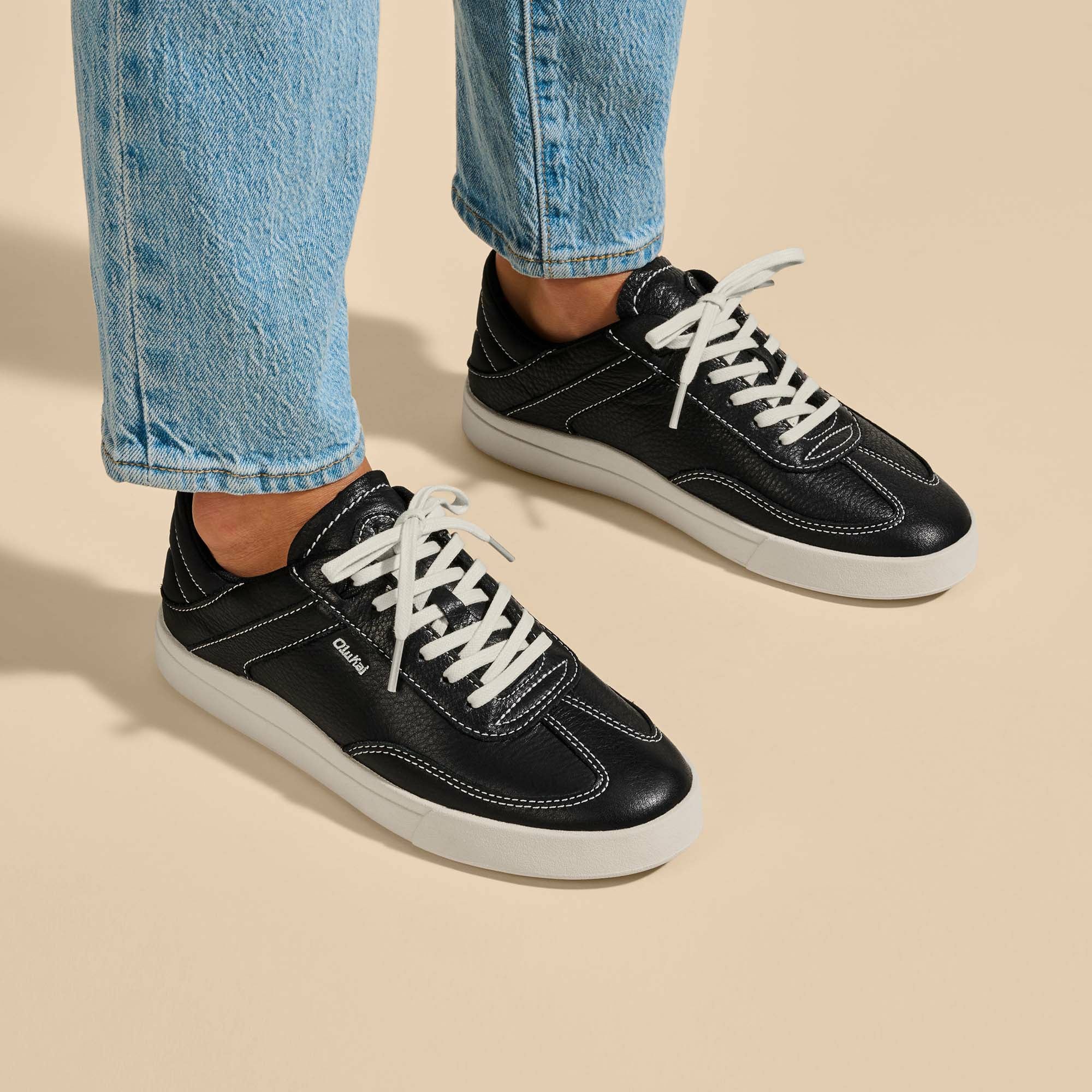 Hā‘upu Leather Sneakers - Onyx - Image 2
