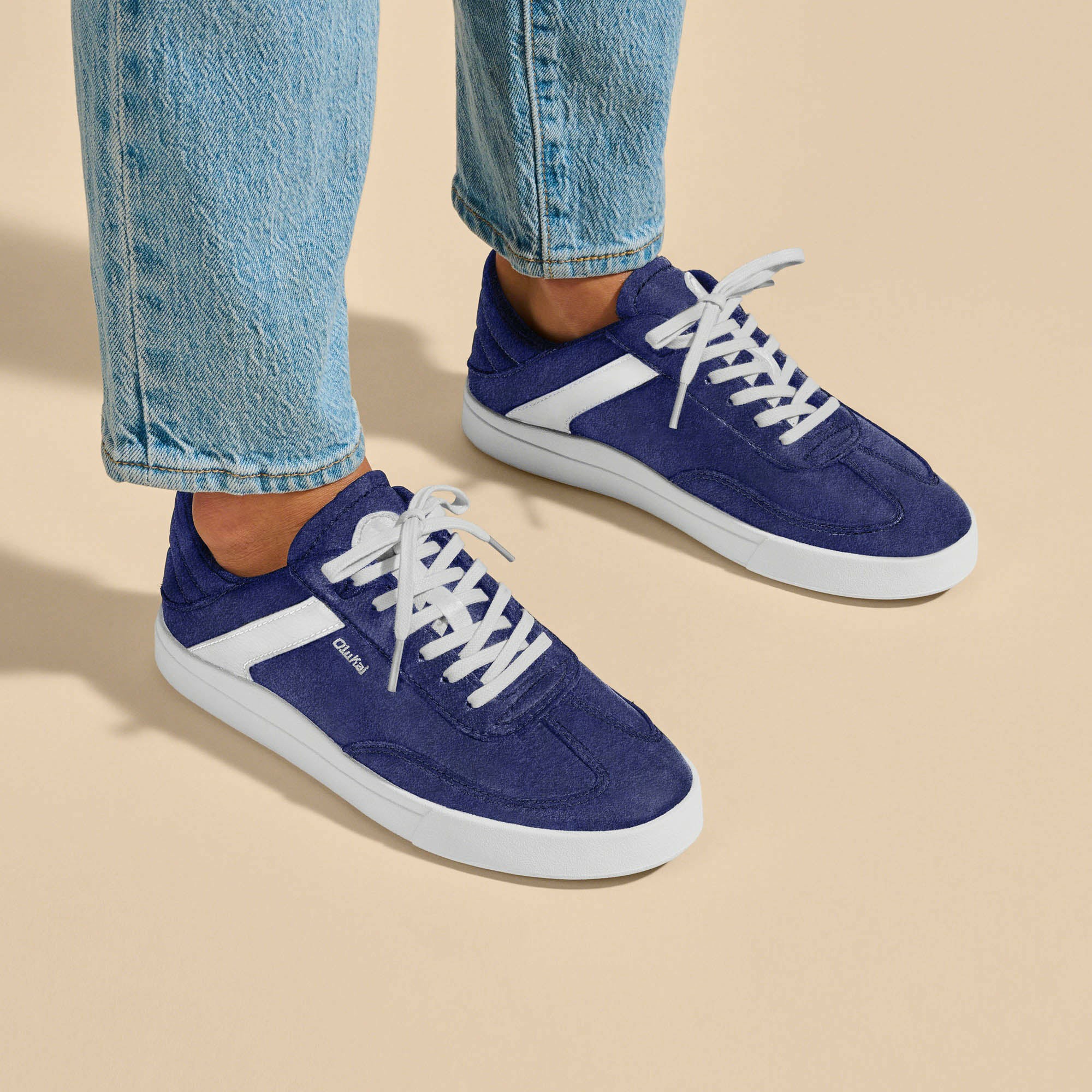 Hā‘upu Leather Sneakers - Navy / Off White - Image 2