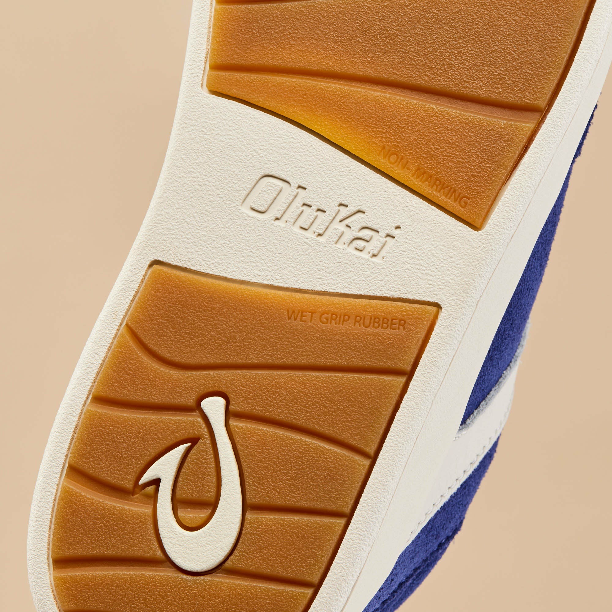 Hā‘upu Leather Sneakers - Navy / Off White - Image 8