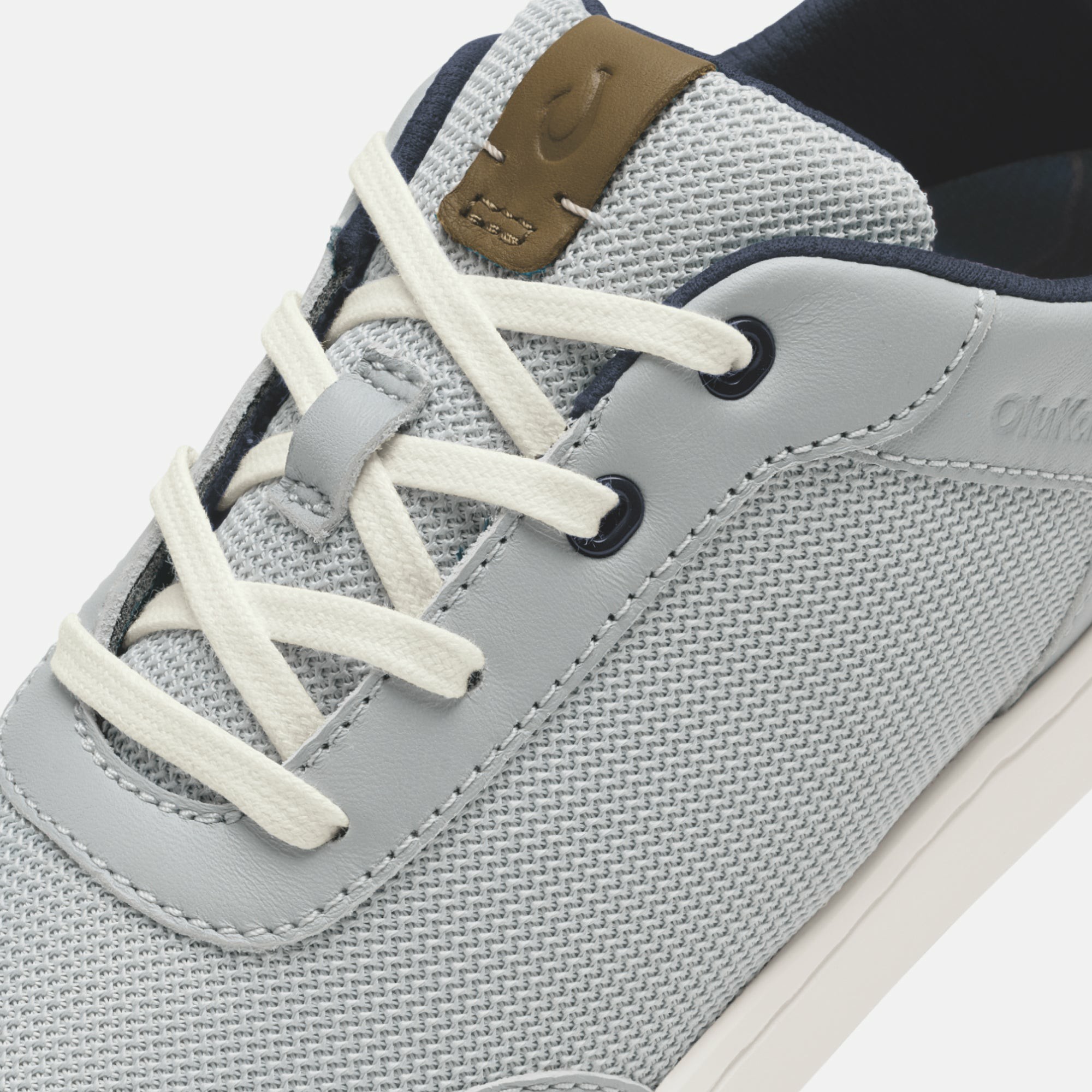 Kiahuna - Cloud Grey / Tan
– OluKai - Image 2