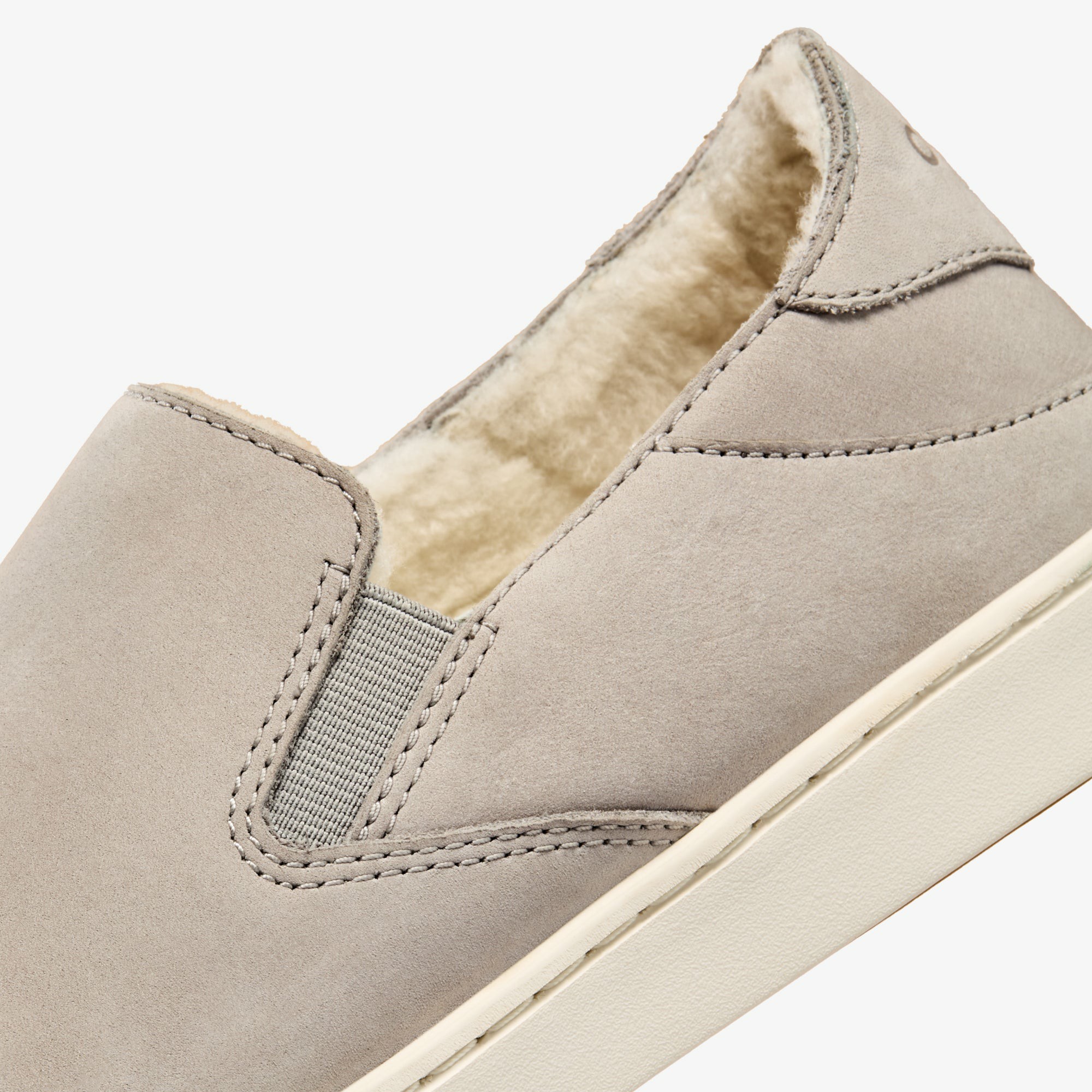 Pehuea Cozy - Taupe Grey | Olukai
– OluKai - Image 3