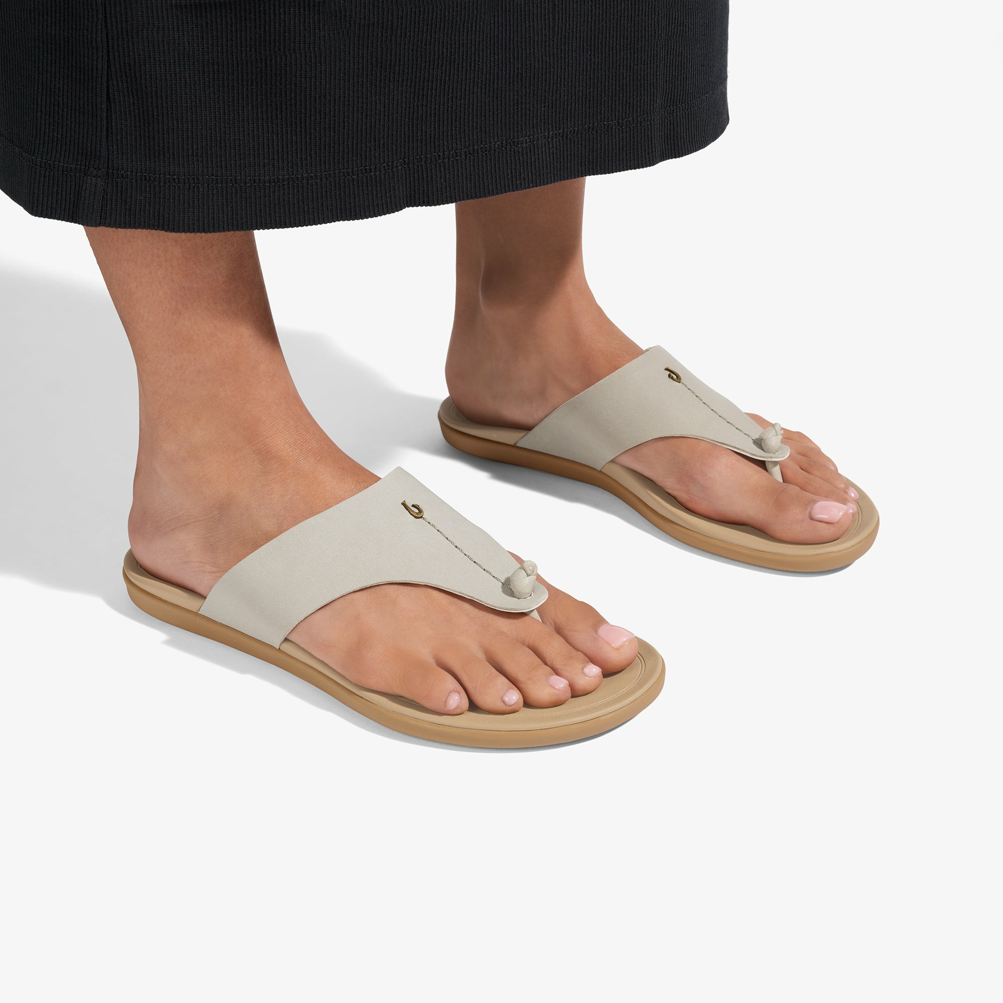 Ho‘ōpio Mele - Tapa / Warm Sand
– OluKai - Image 2