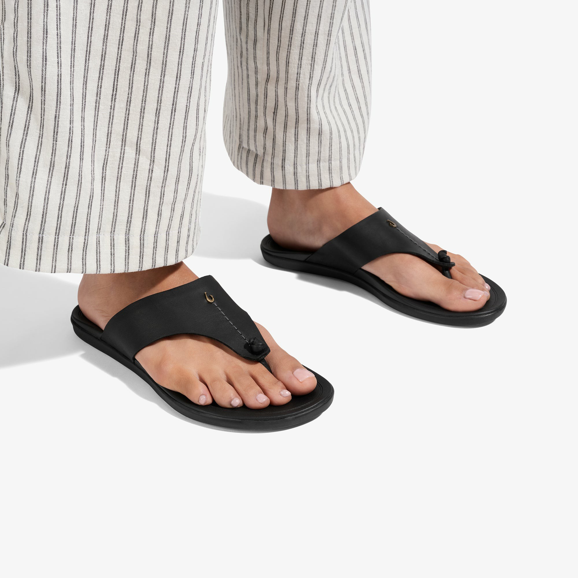 Ho‘ōpio Mele - Black / Black
– OluKai - Image 2