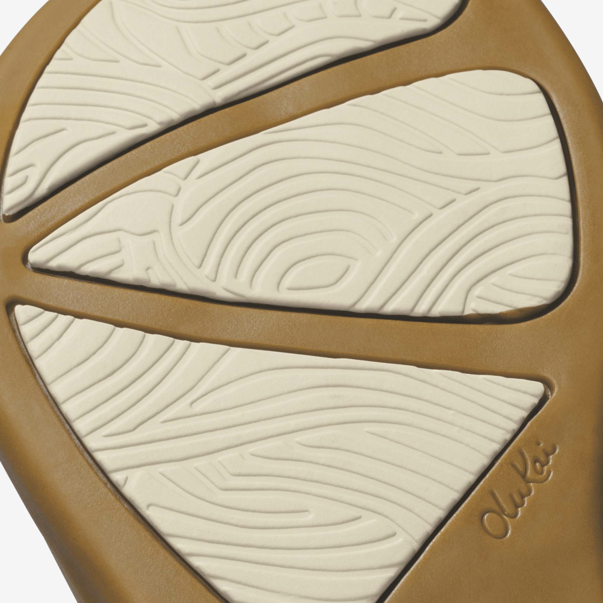 Ho‘ōpio Hui - Tapa / Warm Sand
– OluKai - Image 5