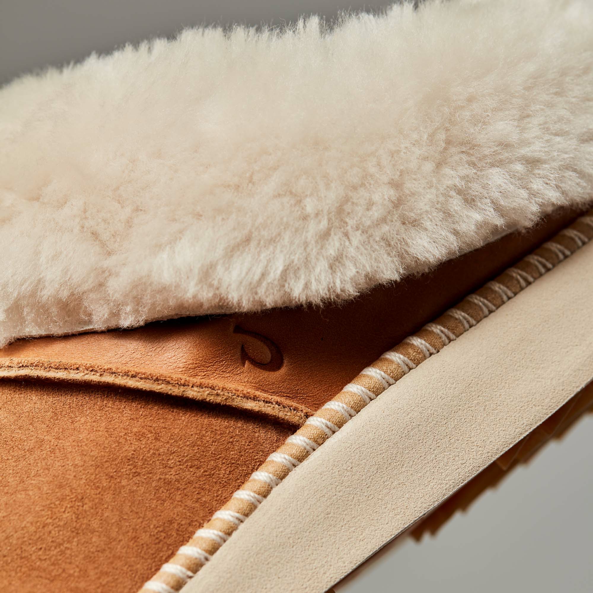 Ku‘i Women‘s Slip-On Slippers - Tan / Bone - Image 4