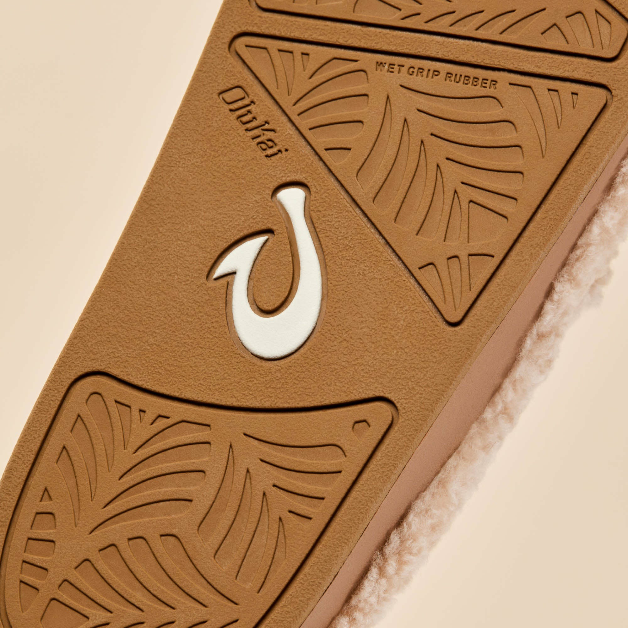 Kīpe'a Heu Women‘s Flip Flop Slippers - Tan - Image 8