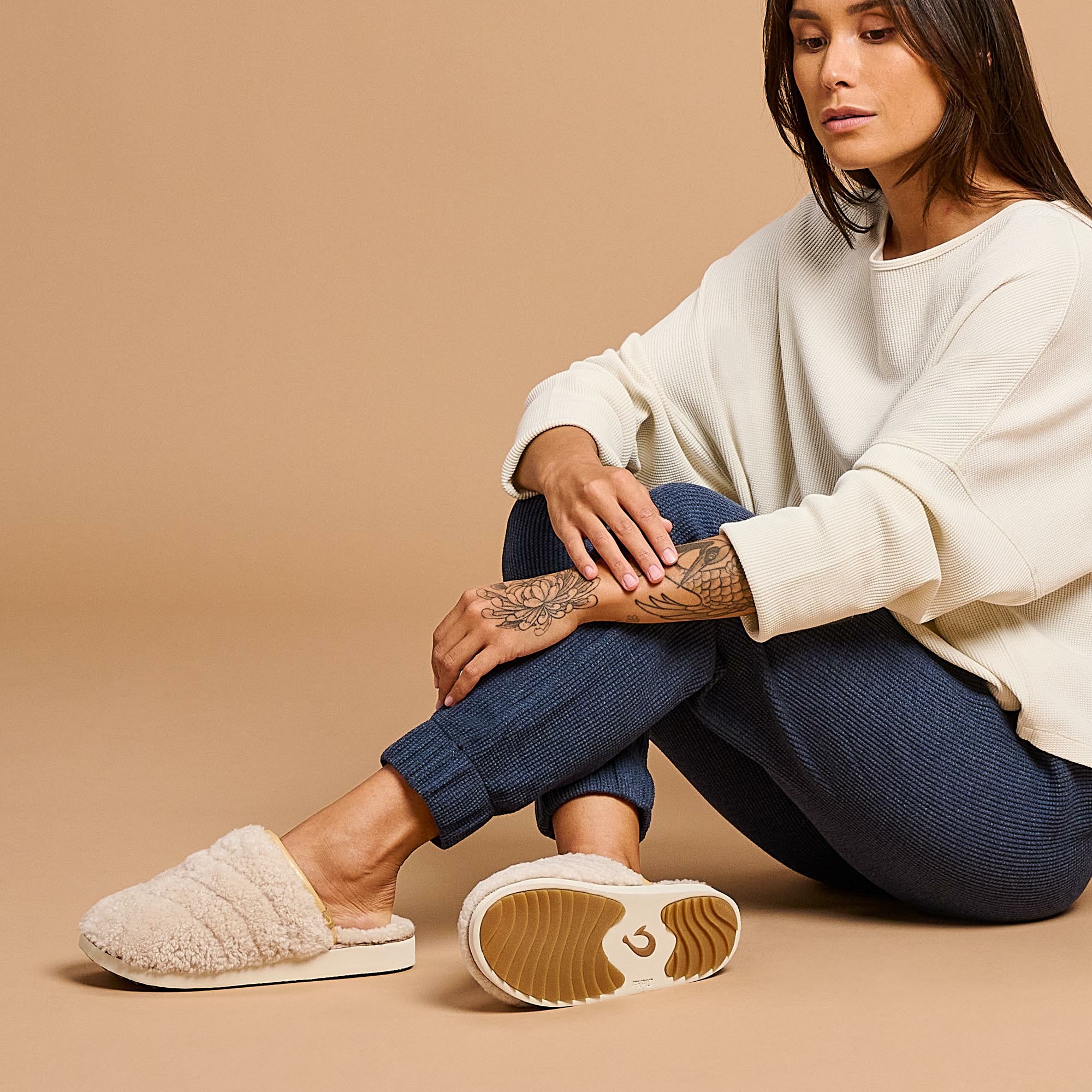 Pūpū Mua Shearling Mule Slipper - Tapa - Image 8