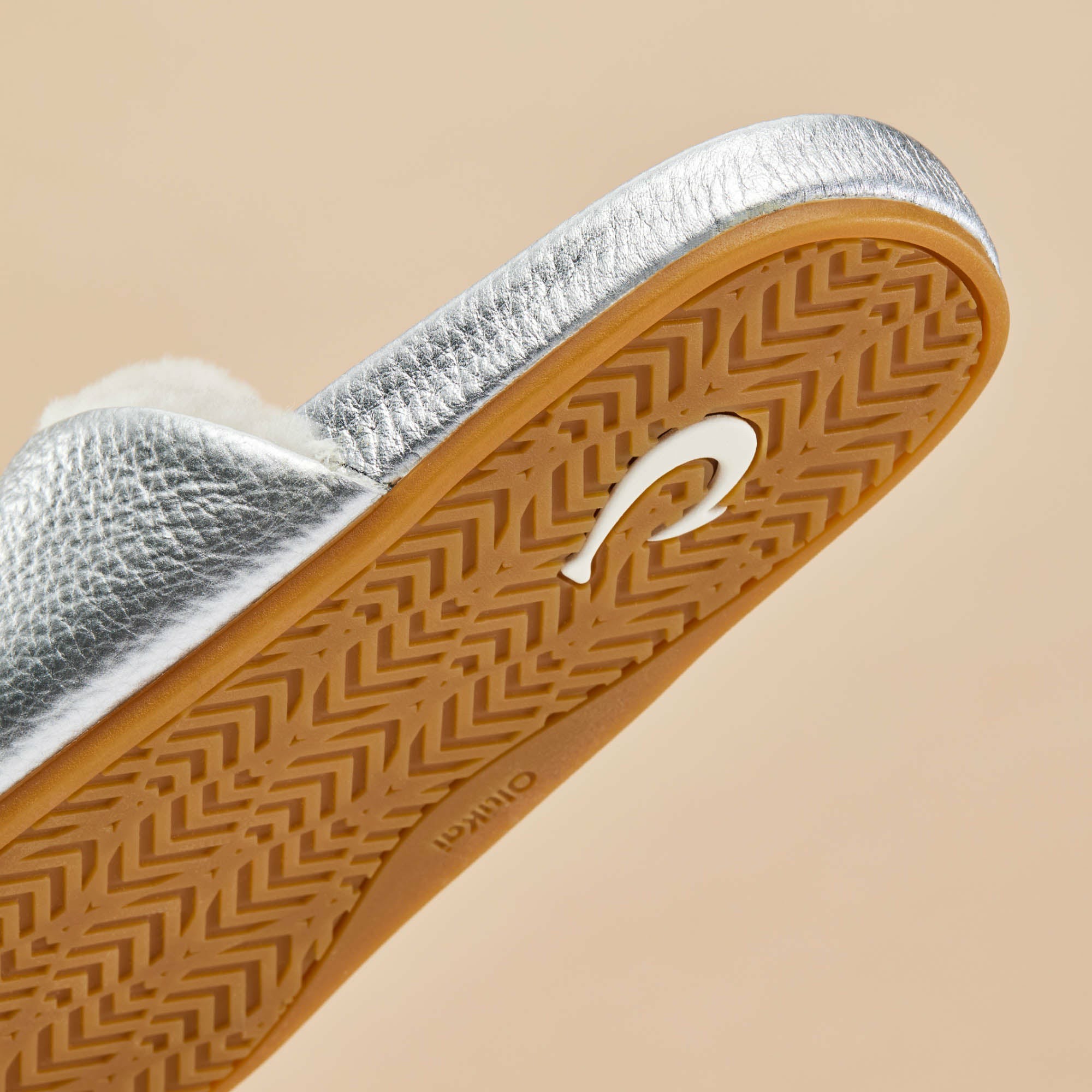 Kōnea Leather Slipper Mules - Silver
– OluKai - Image 6
